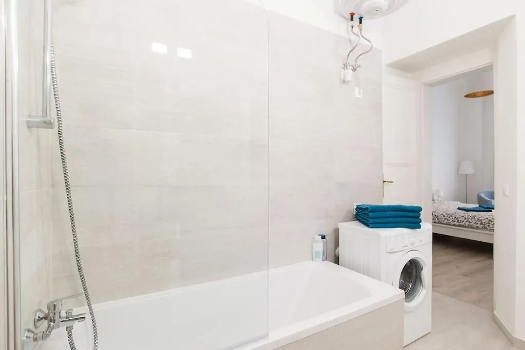 New Ultra-Central Design Apartment 布达佩斯